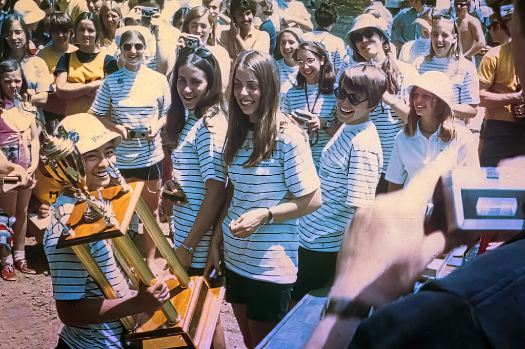 Washington Rowing Women's History