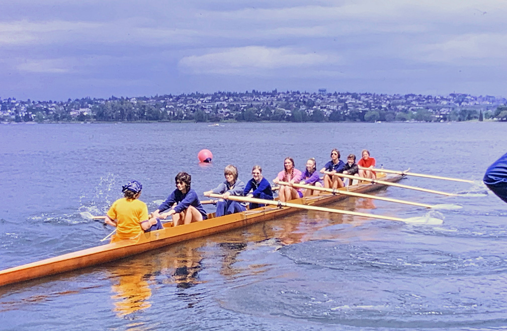 Washington Rowing Women's History