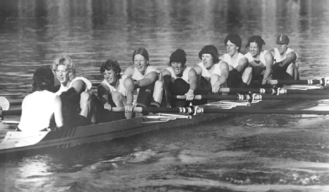 Washington Rowing Women's History