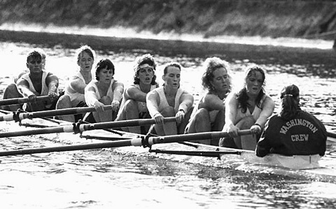 Washington Rowing Women's History