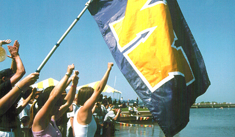 Washington Rowing Women's History