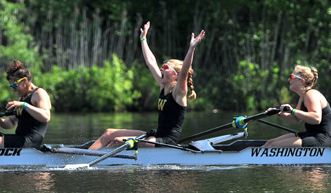 Washington Rowing Women's History